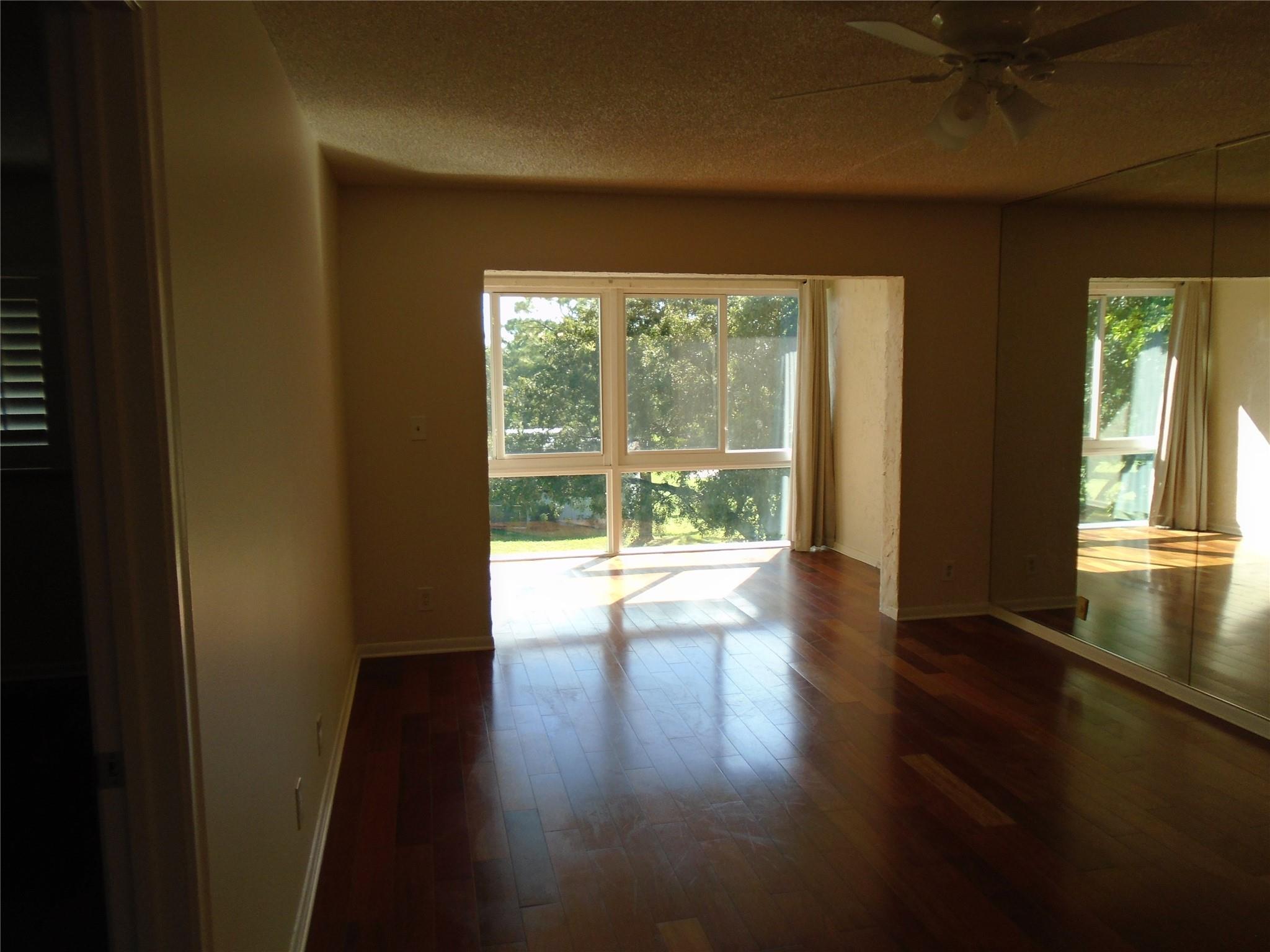 Natura Condo 4 - Residential Lease