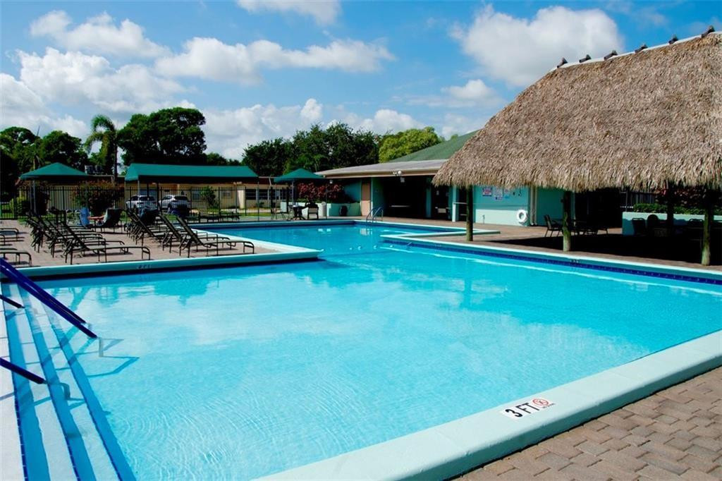 Natura Condo 4 - Residential Lease