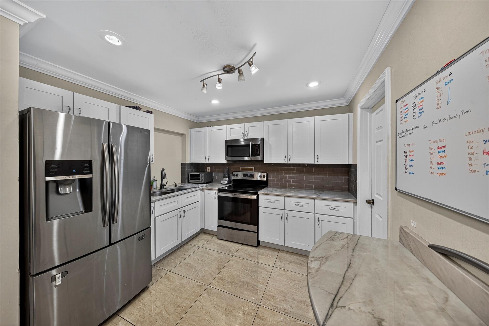 Oriole Estates Sec 7 64-1 - Residential