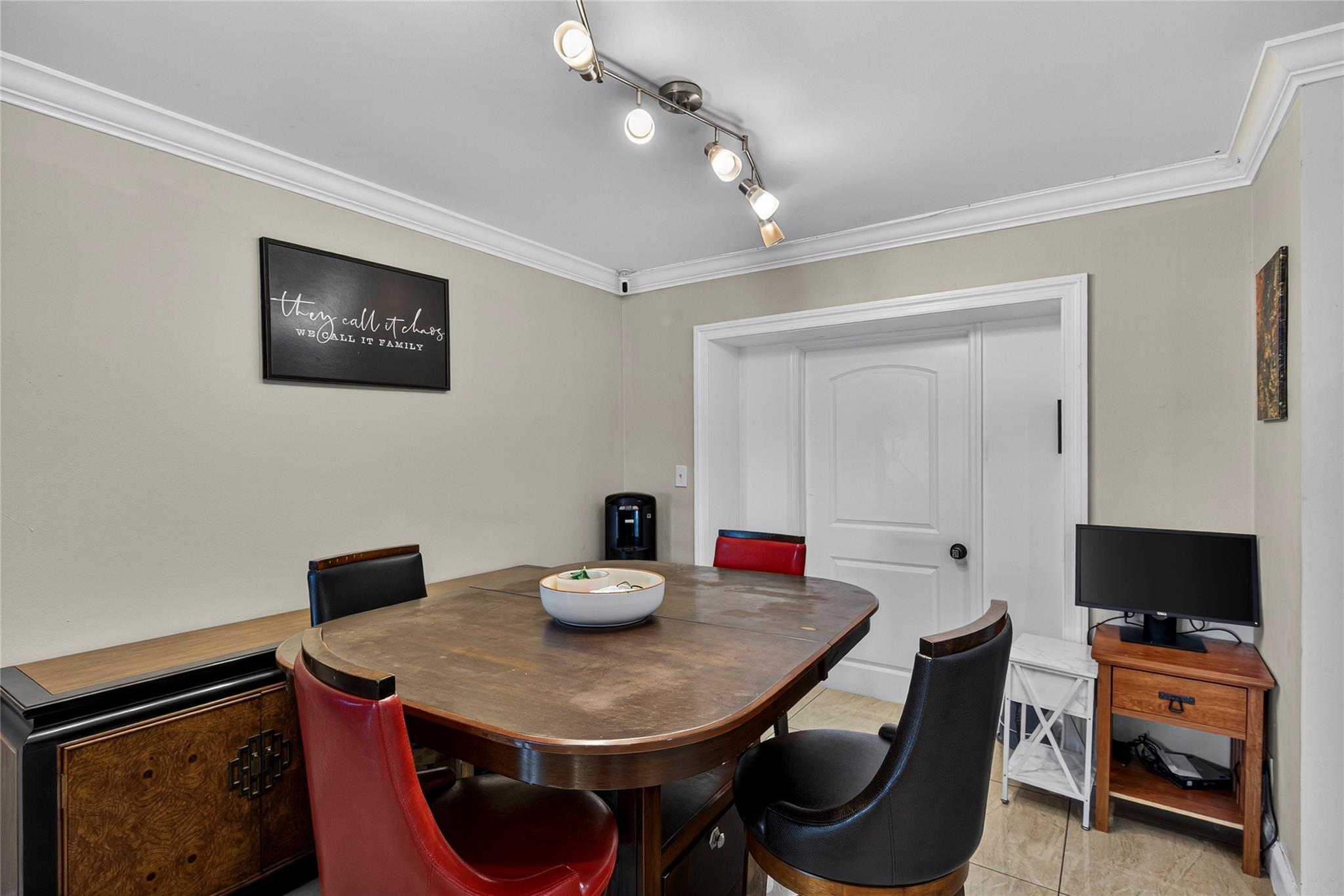 Oriole Estates Sec 7 64-1 - Residential