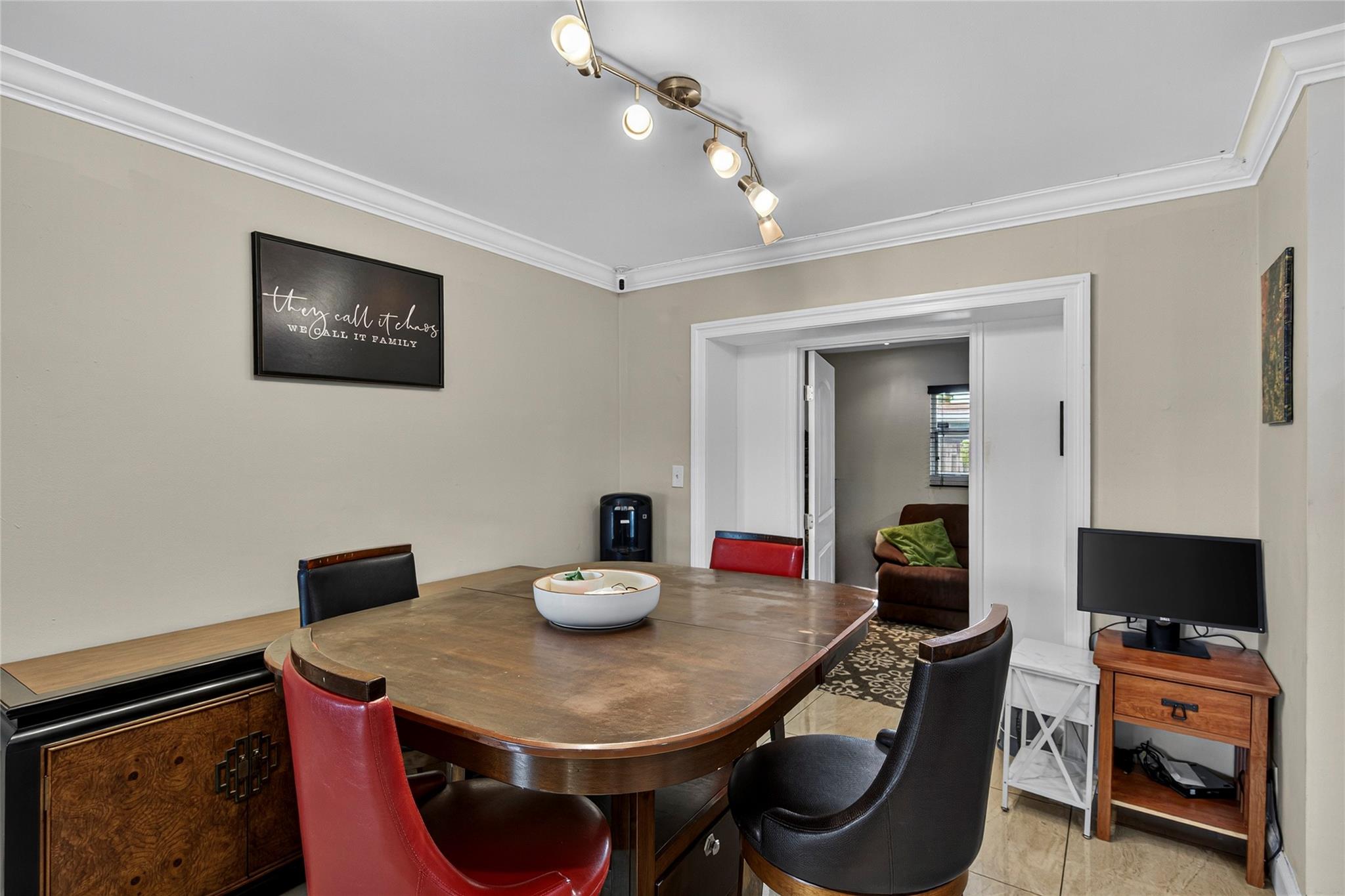 Oriole Estates Sec 7 64-1 - Residential