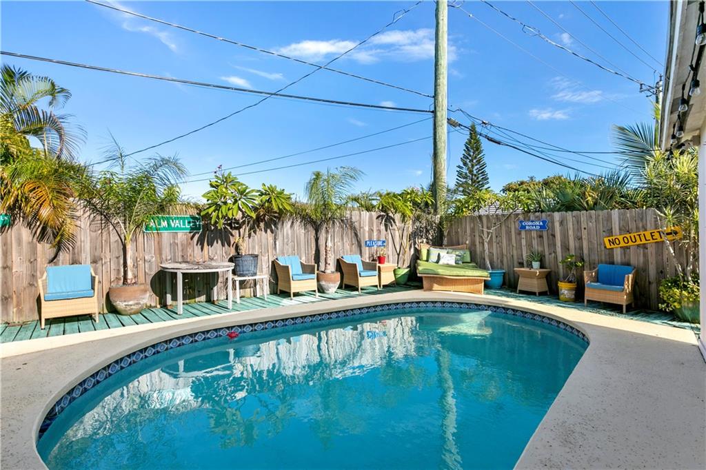 COLLIER MANOR 3RD ADD - Residential