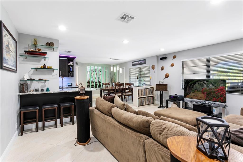 COLLIER MANOR 3RD ADD - Residential
