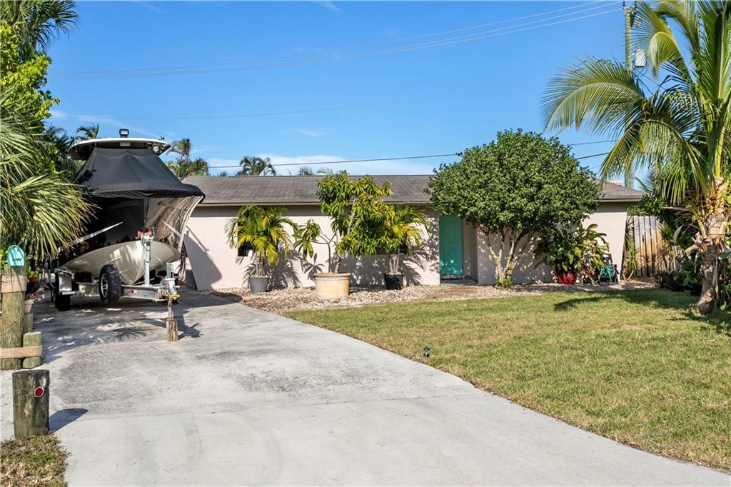 COLLIER MANOR 3RD ADD - Residential