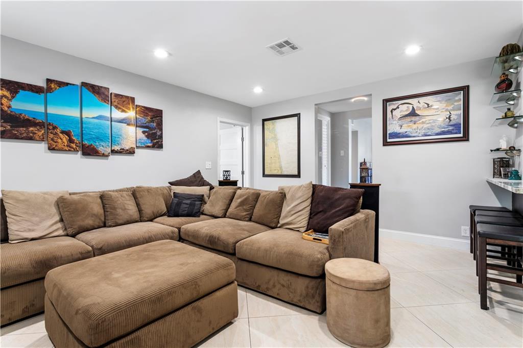COLLIER MANOR 3RD ADD - Residential