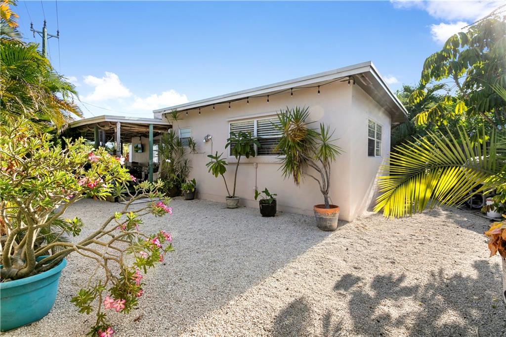 COLLIER MANOR 3RD ADD - Residential