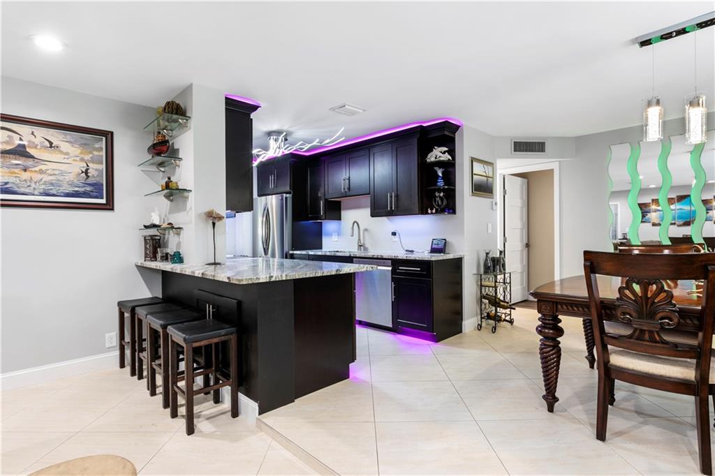 COLLIER MANOR 3RD ADD - Residential