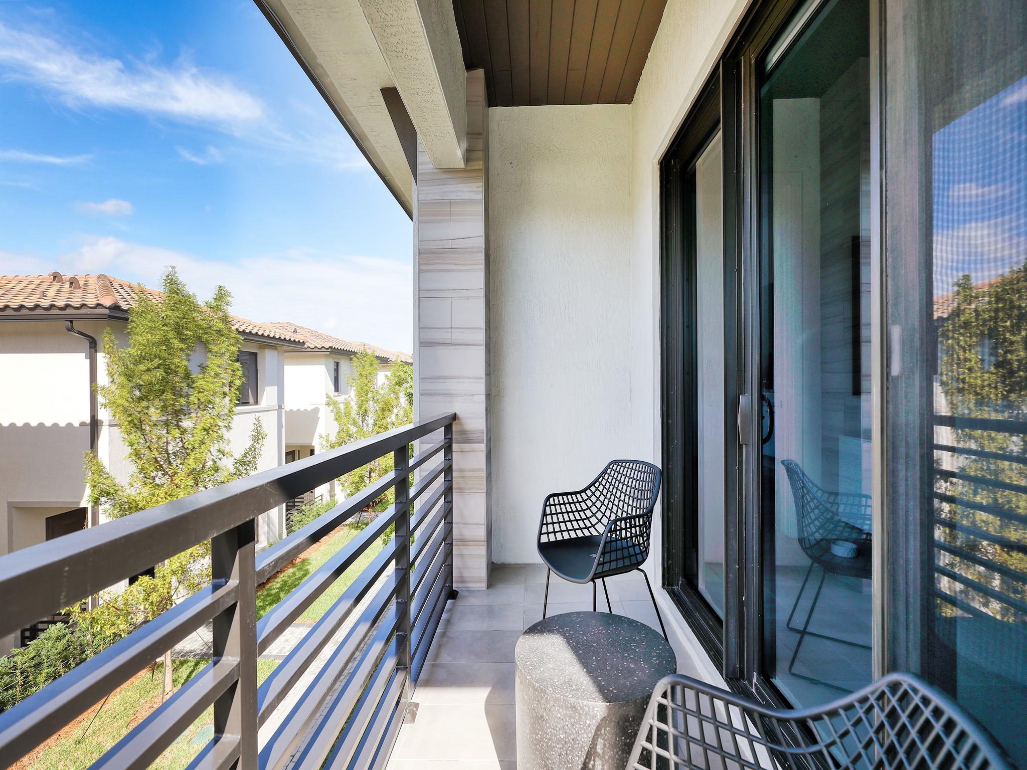 Canarias East - Residential