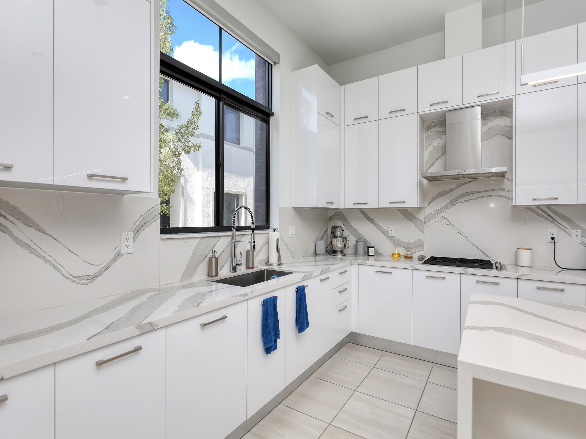 Canarias East - Residential