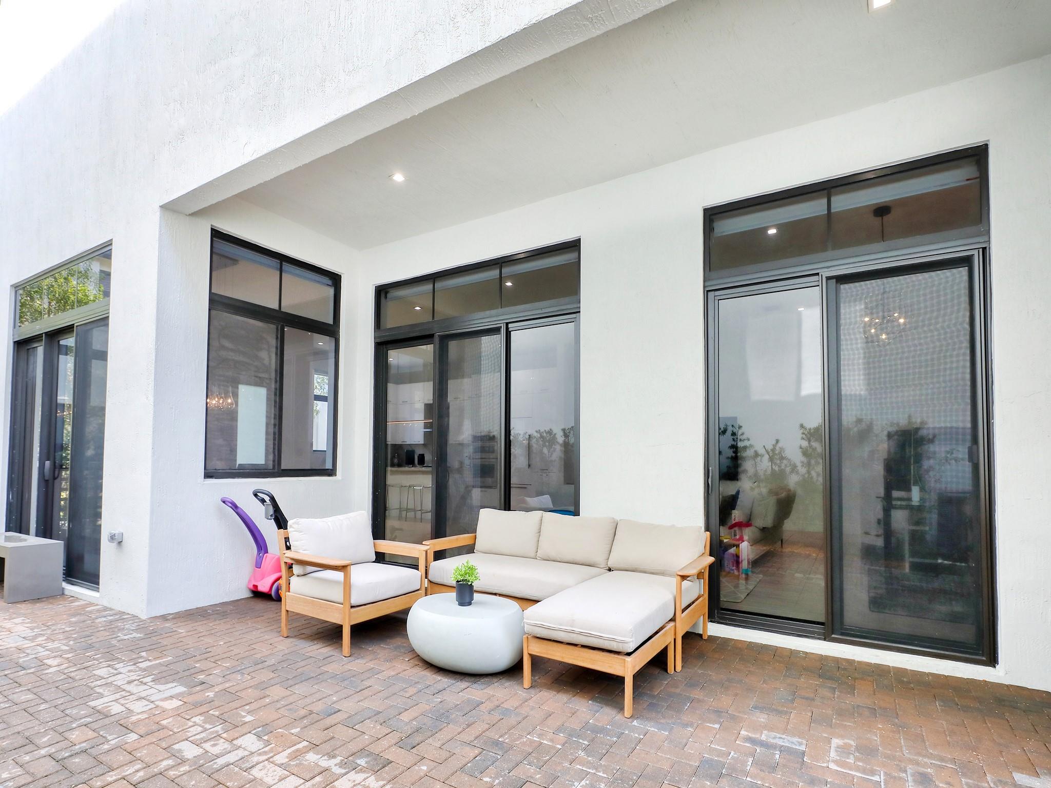 Canarias East - Residential