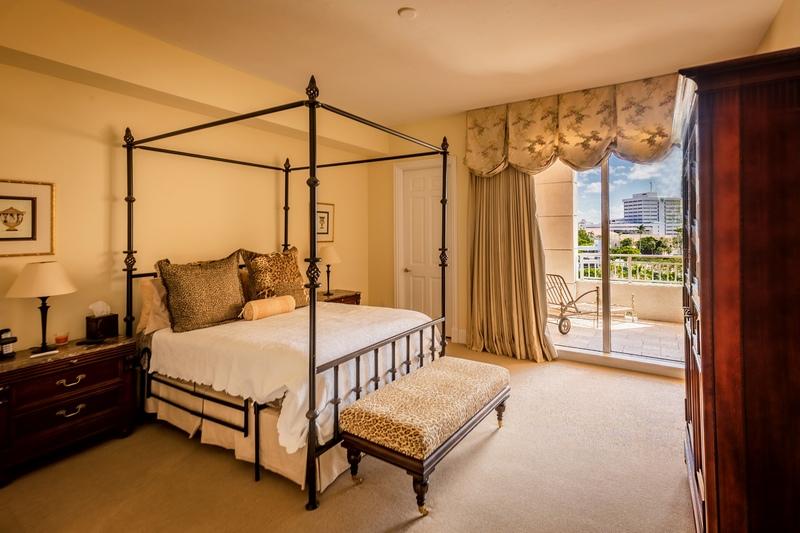 ONE WATERMARK PLACE OF THE PALM BEACHES - Residential