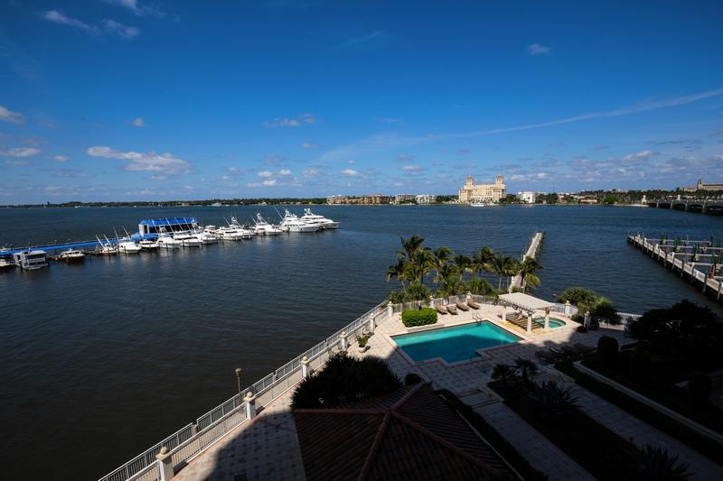 ONE WATERMARK PLACE OF THE PALM BEACHES - Residential