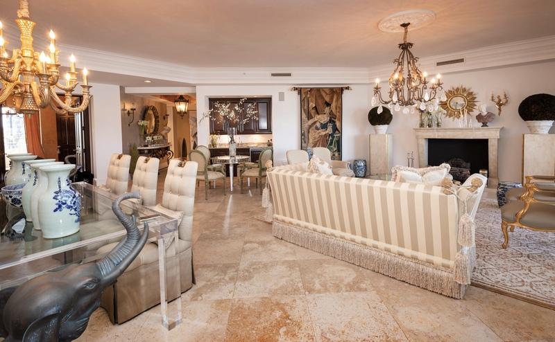 ONE WATERMARK PLACE OF THE PALM BEACHES - Residential