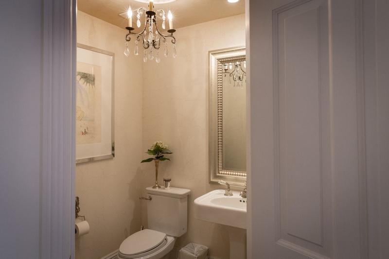 ONE WATERMARK PLACE OF THE PALM BEACHES - Residential