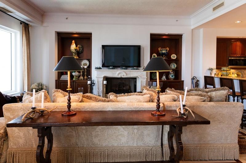 ONE WATERMARK PLACE OF THE PALM BEACHES - Residential