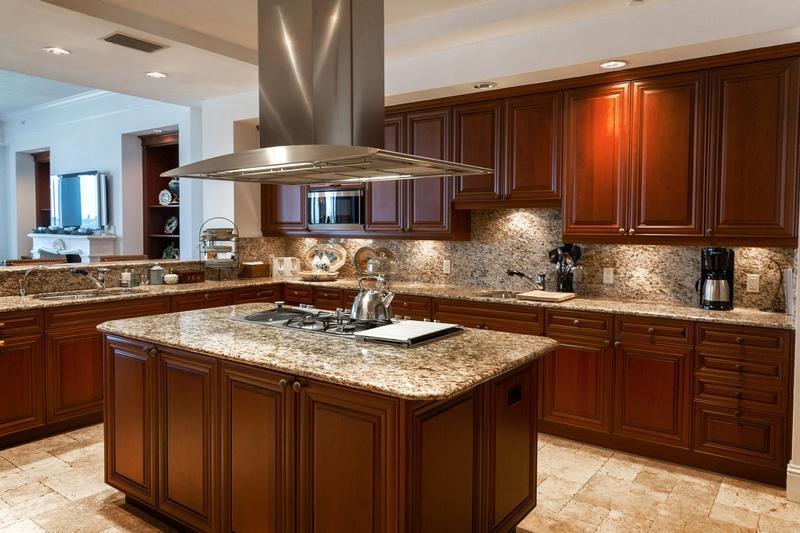 ONE WATERMARK PLACE OF TH - Residential