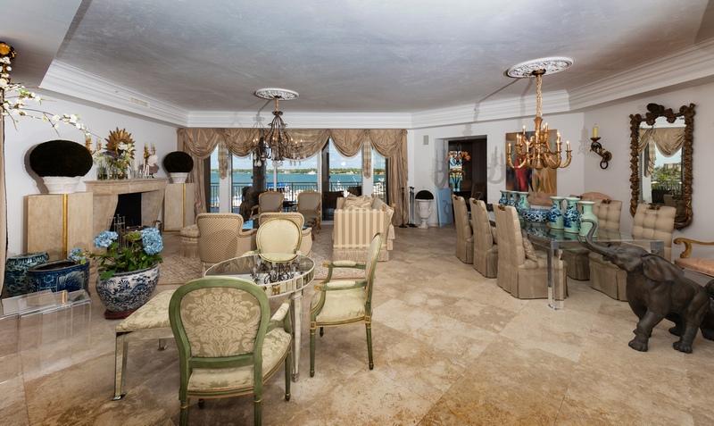 ONE WATERMARK PLACE OF THE PALM BEACHES - Residential