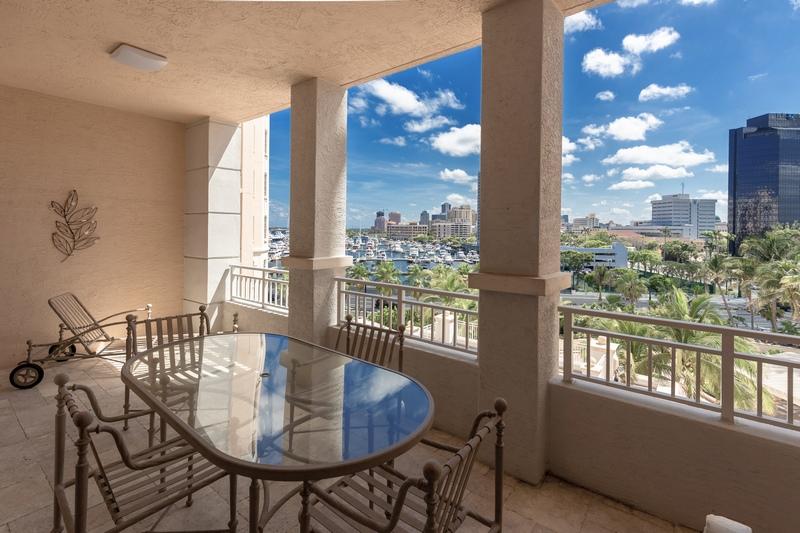 ONE WATERMARK PLACE OF THE PALM BEACHES - Residential