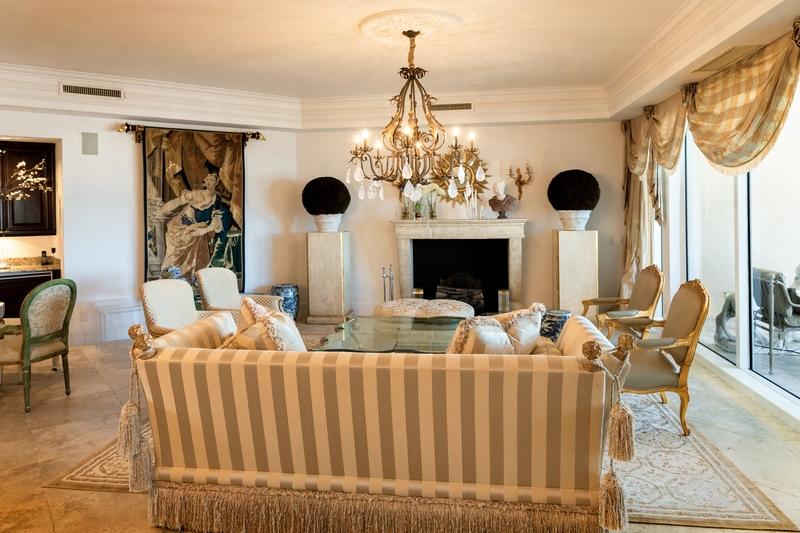 ONE WATERMARK PLACE OF THE PALM BEACHES - Residential