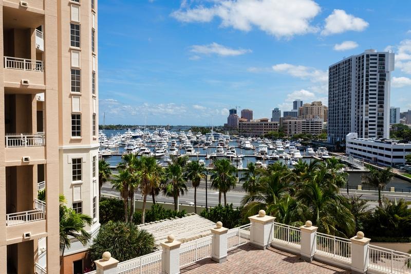 ONE WATERMARK PLACE OF THE PALM BEACHES - Residential