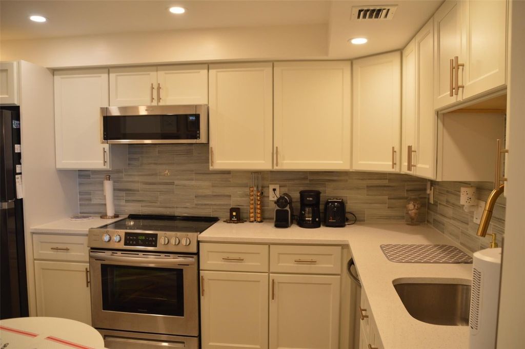 Photo of 3090 N Course Drive #805, Pompano Beach, FL 33069 (MLS # F10511949)