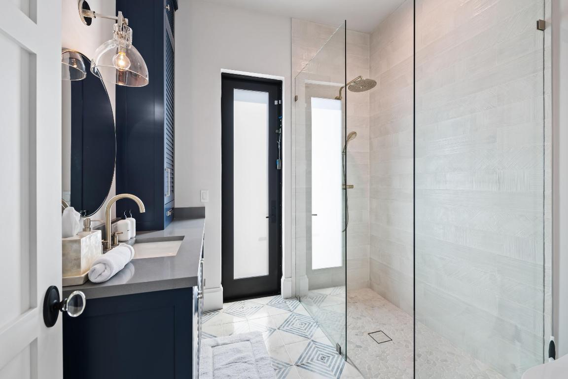 Las Olas Isles - Residential