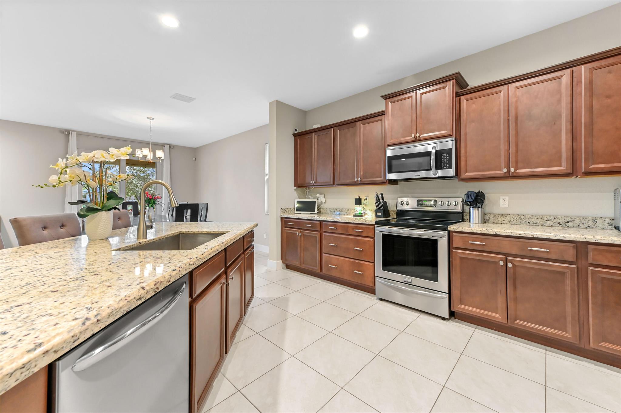 PARK CENTRAL AT CYPRESS K - Residential