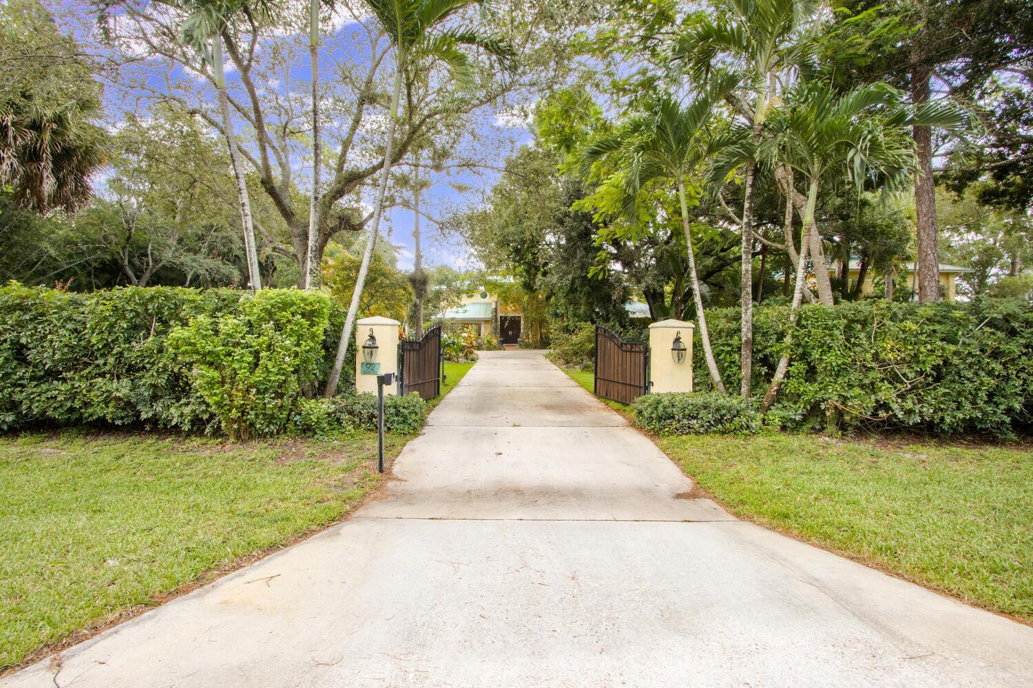 92 Squire Drive