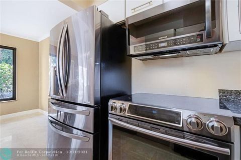 2335 SW 22nd Avenue 104 Delray Beach FL 33445
