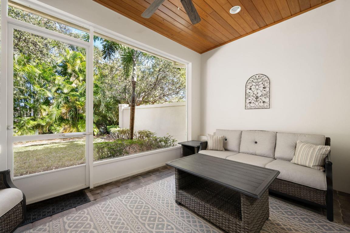 Indian River Shores, Florida, 32963, United States, 3 Bedrooms Bedrooms, ,4 BathroomsBathrooms,Residential,Active,2009357