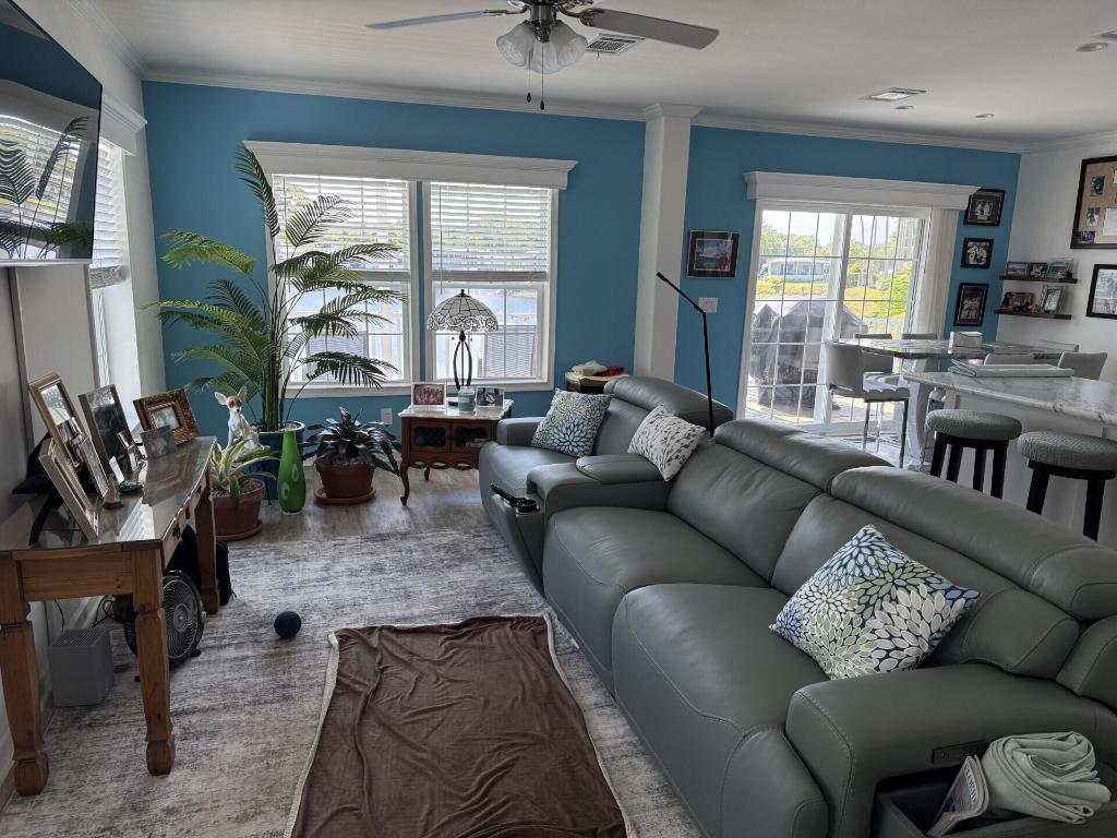 DEERFIELD LAKE - Residential