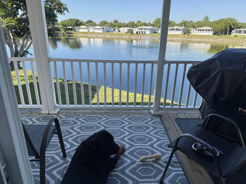 DEERFIELD LAKE - Residential