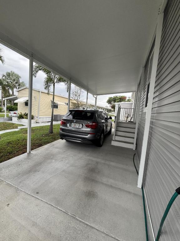 DEERFIELD LAKE - Residential