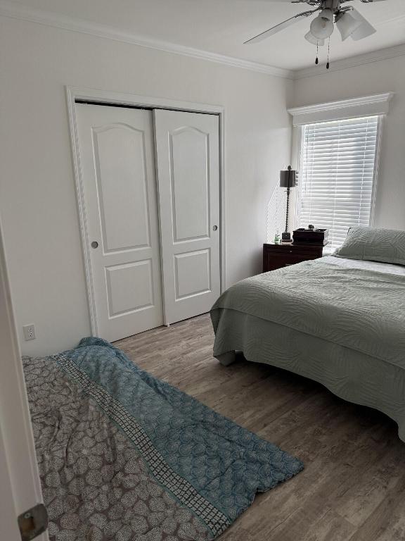 DEERFIELD LAKE - Residential