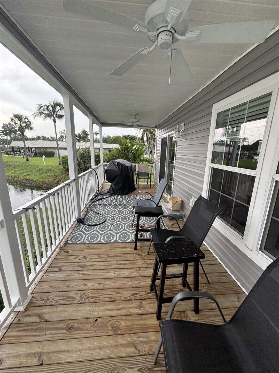 DEERFIELD LAKE - Residential