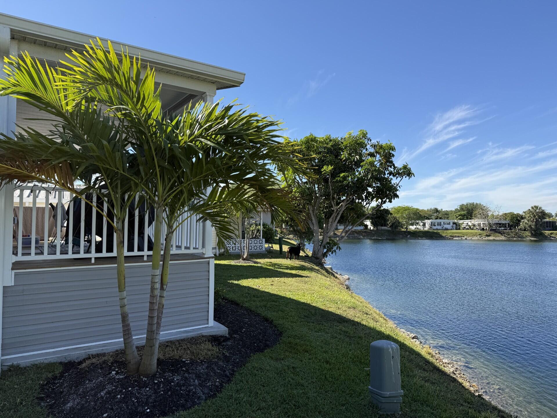 DEERFIELD LAKE - Residential