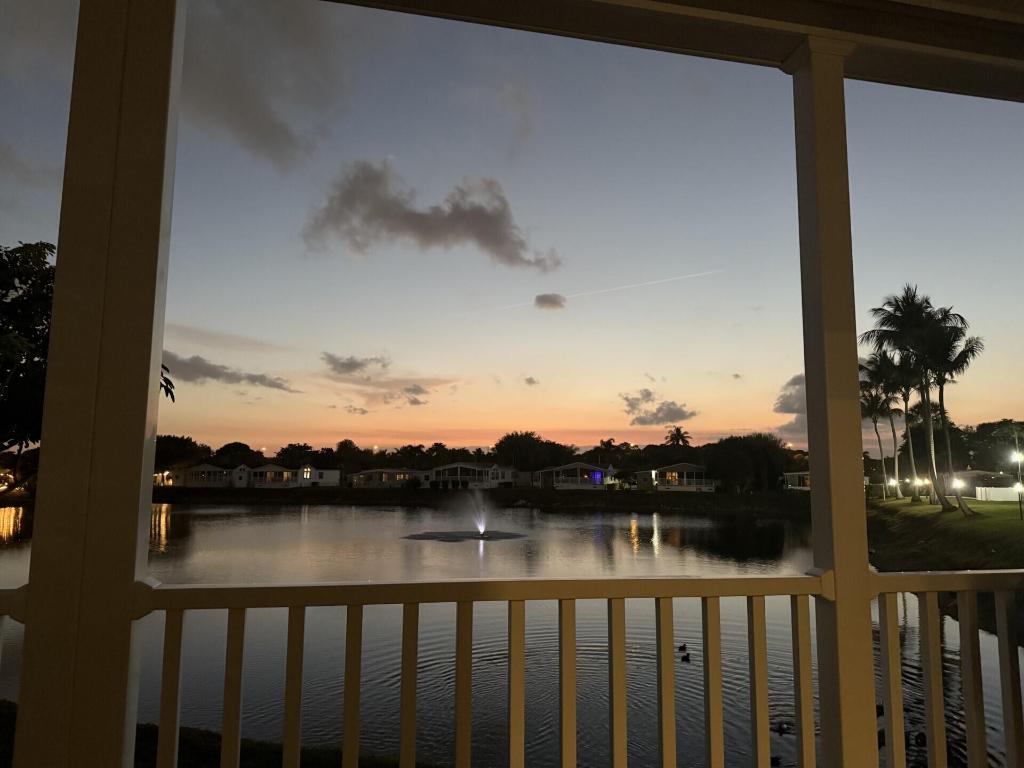 DEERFIELD LAKE - Residential