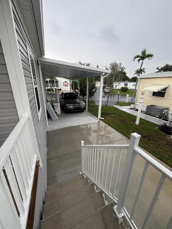 DEERFIELD LAKE - Residential