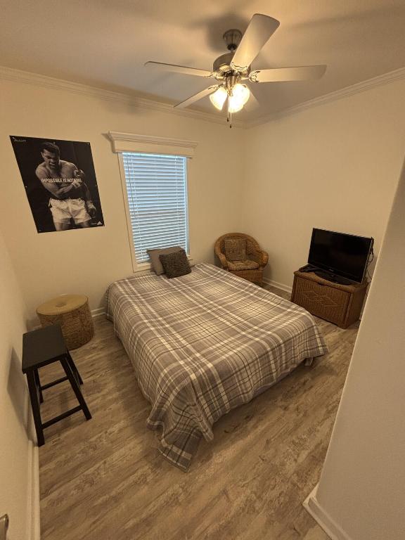 DEERFIELD LAKE - Residential