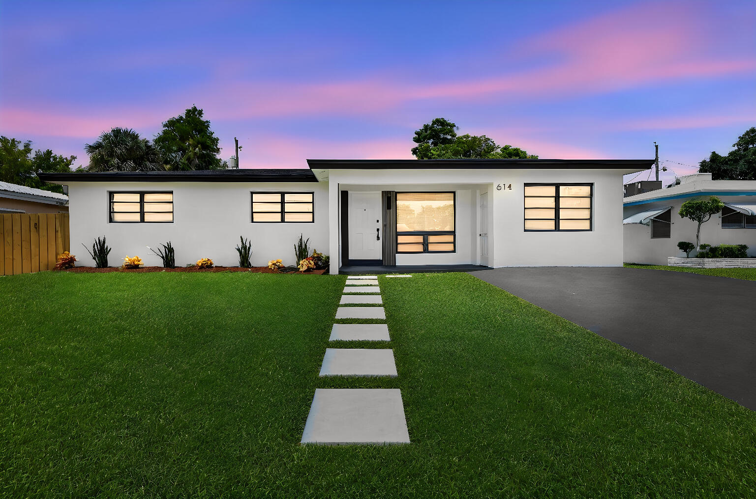 614 N 32ND Court