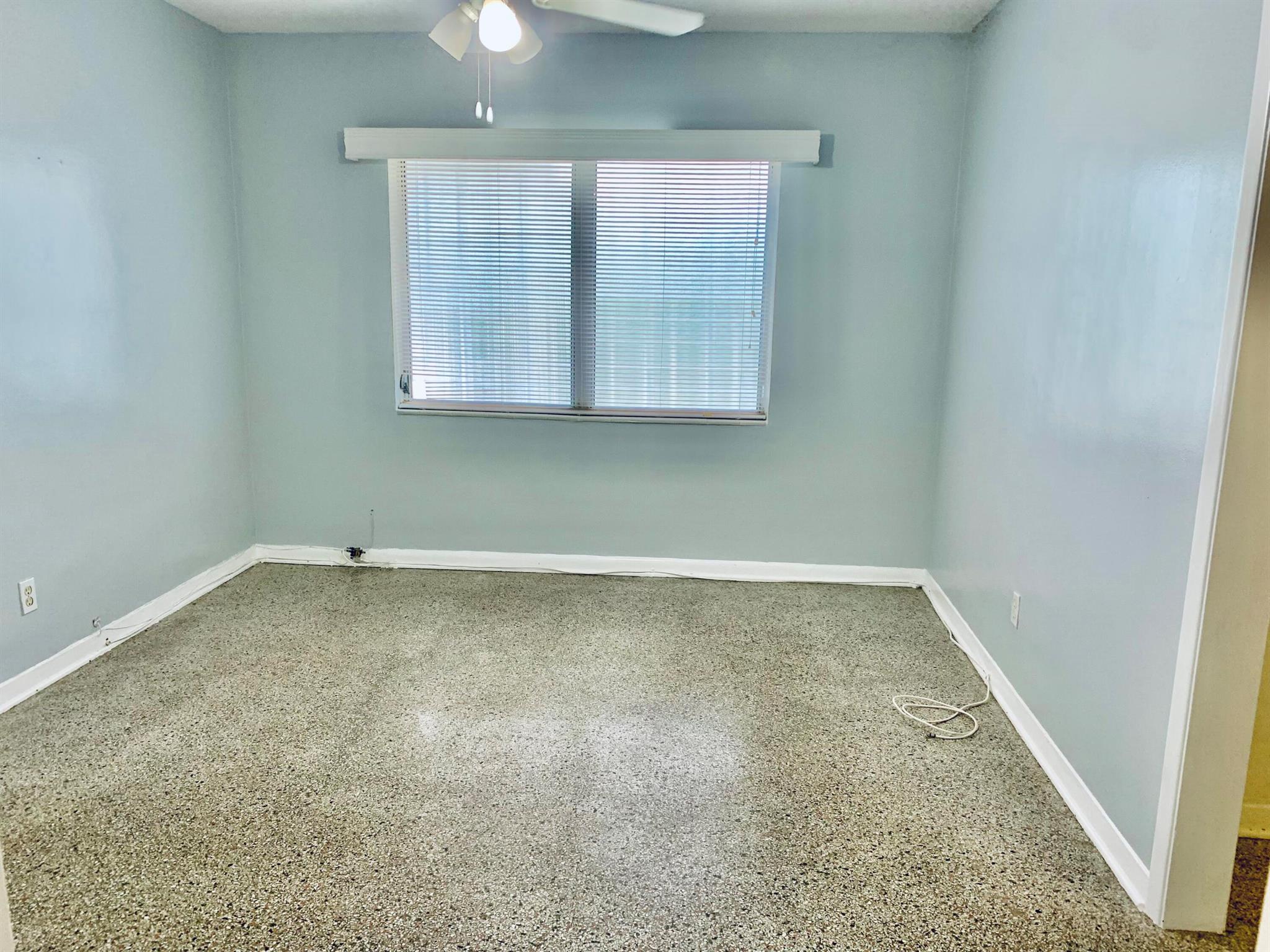 NORTH LAKE WORTH - Residential Lease