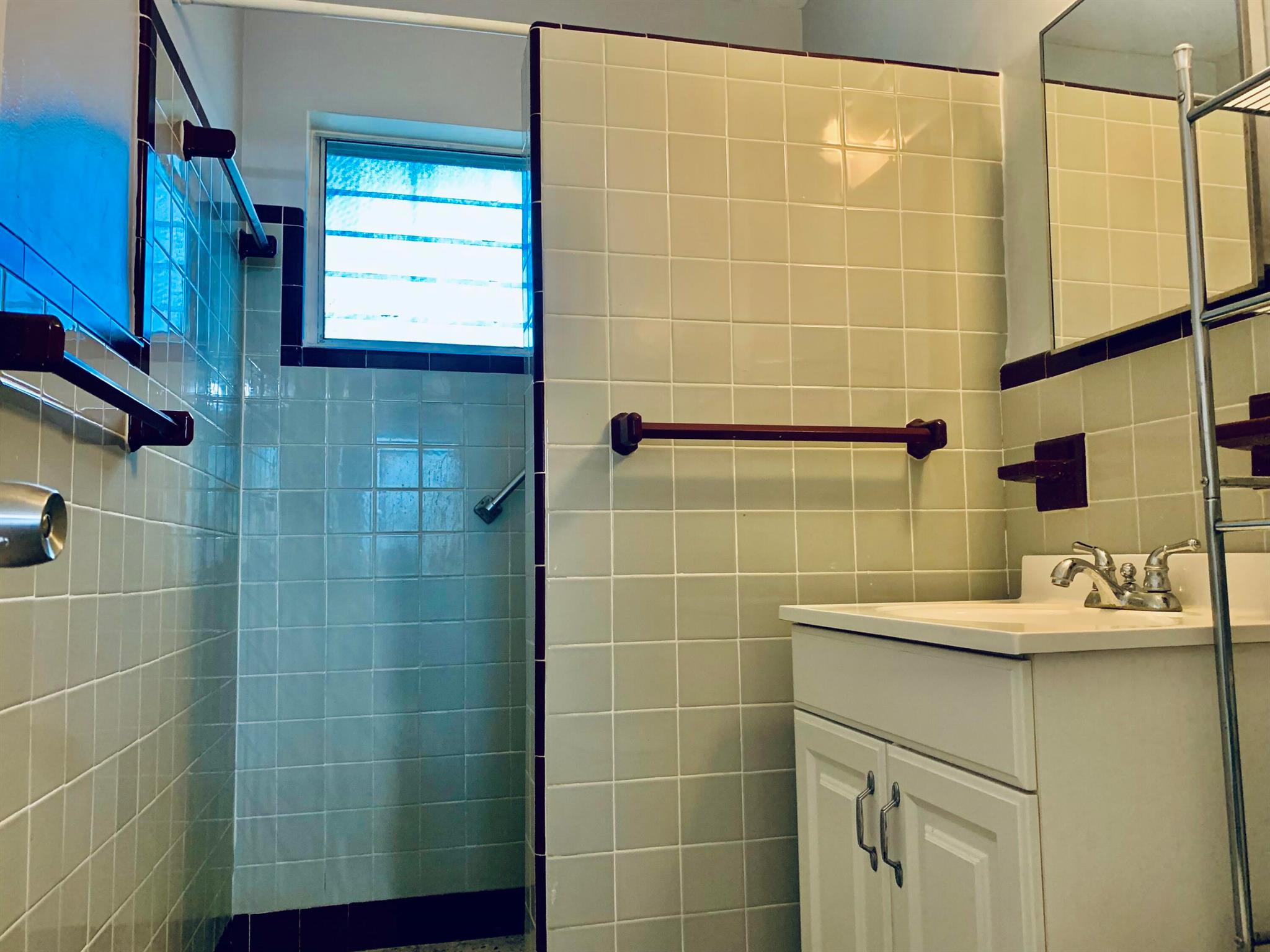 NORTH LAKE WORTH - Residential Lease