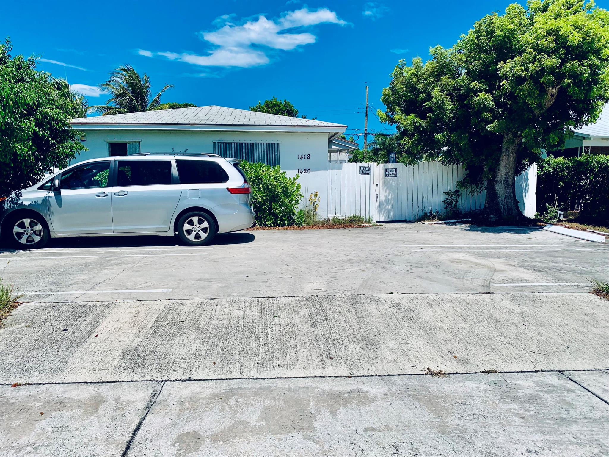 NORTH LAKE WORTH - Residential Lease