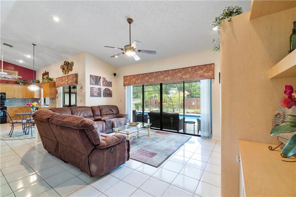North Spgs 132-38 B - Residential