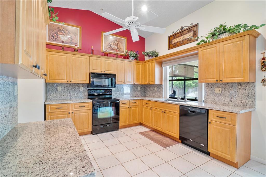 North Spgs 132-38 B - Residential