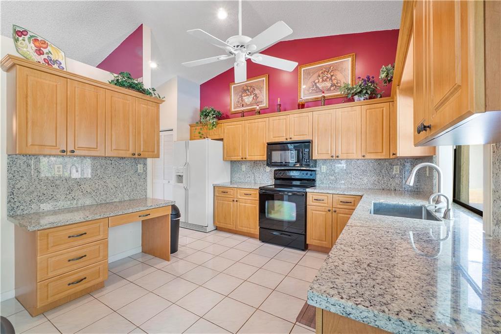 North Spgs 132-38 B - Residential