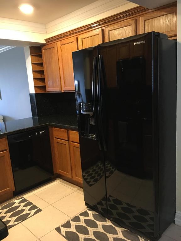 CLEARWATER OF MEADOWLAKES CONDO - Residential Lease