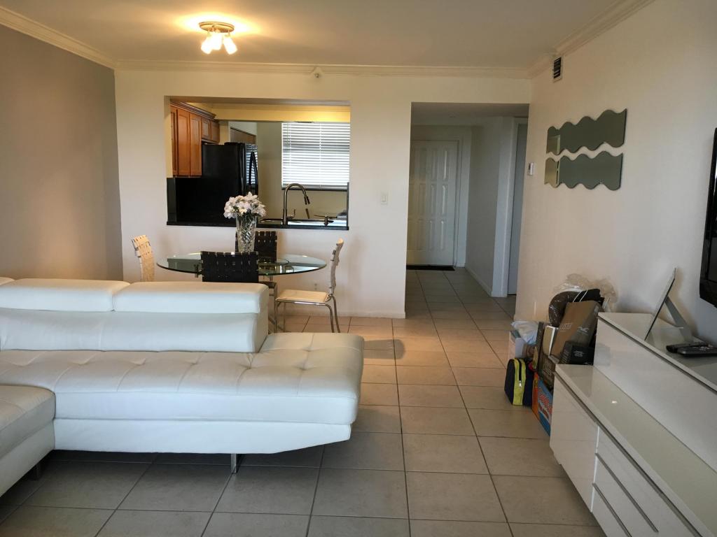 CLEARWATER OF MEADOWLAKES CONDO - Residential Lease