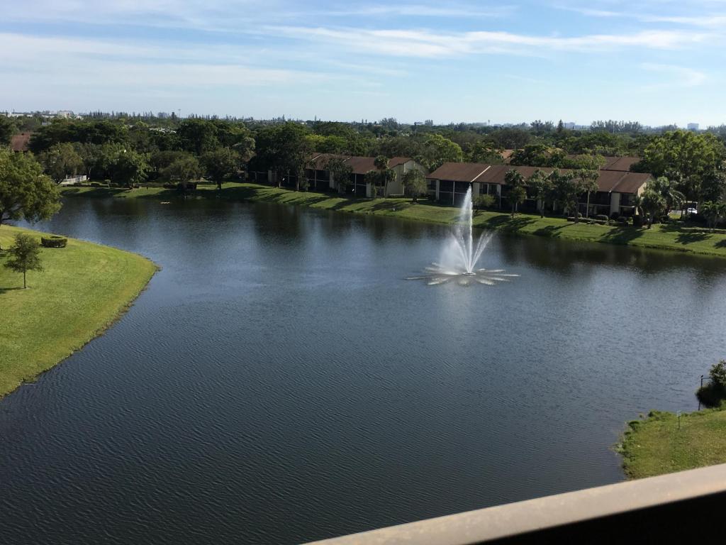 CLEARWATER OF MEADOWLAKES CONDO - Residential Lease