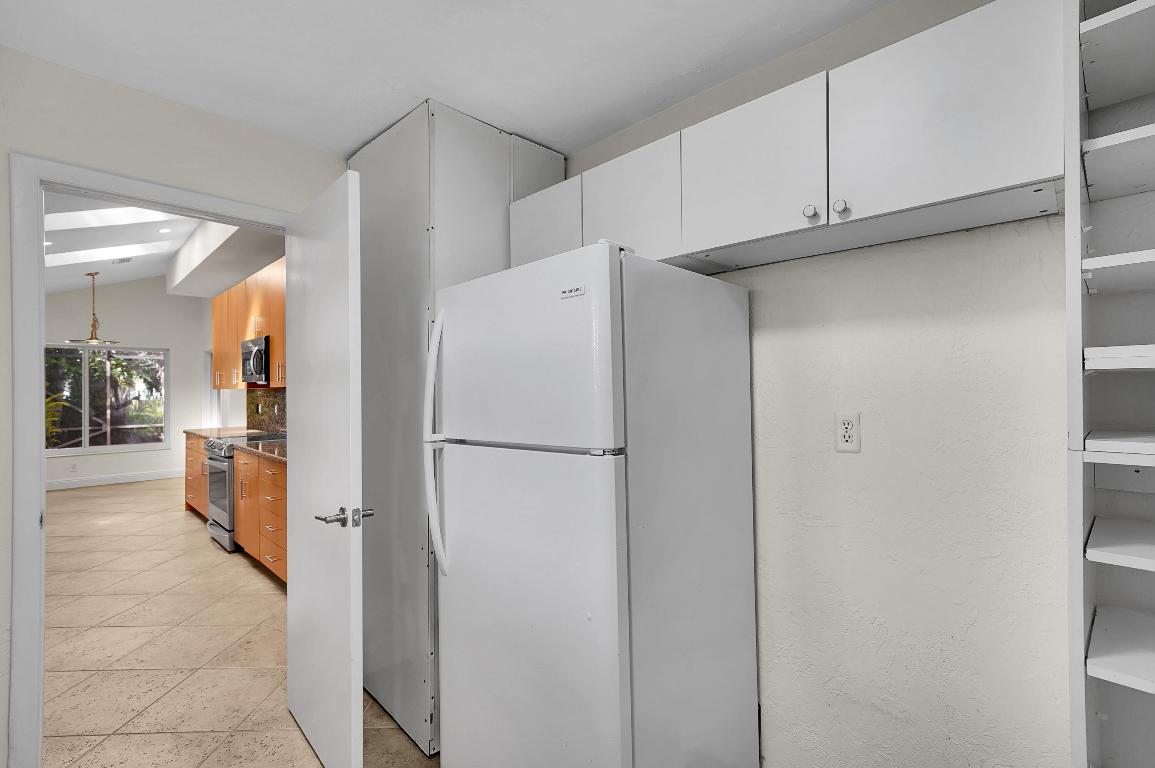 Colonnade/Boca Tierra - Residential